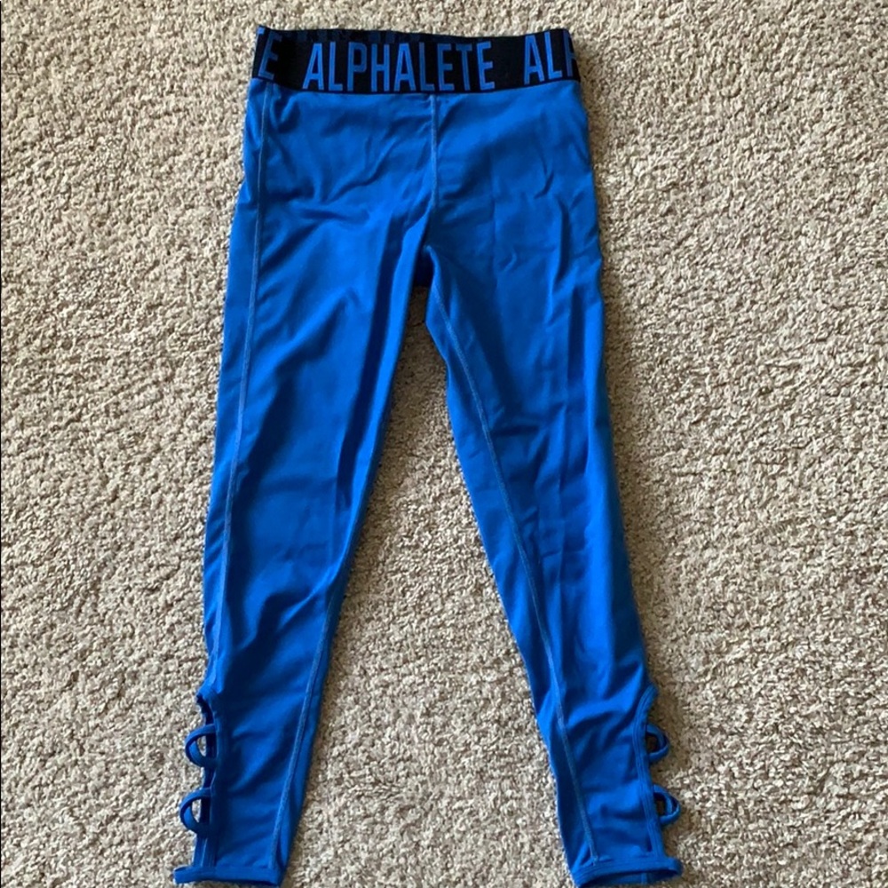 Alphalete size small blue leggings